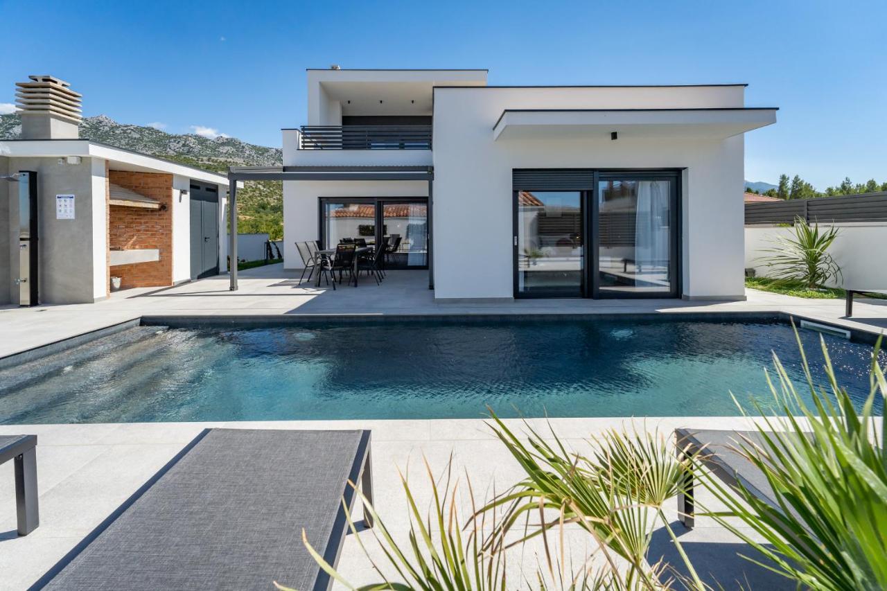 Villa Atrio Seline Bagian luar foto